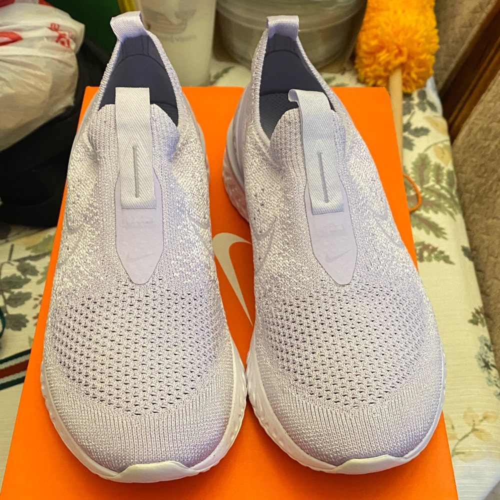 Nike Epic Phantom React Lavender Mist Slip-On Knit Sneakers